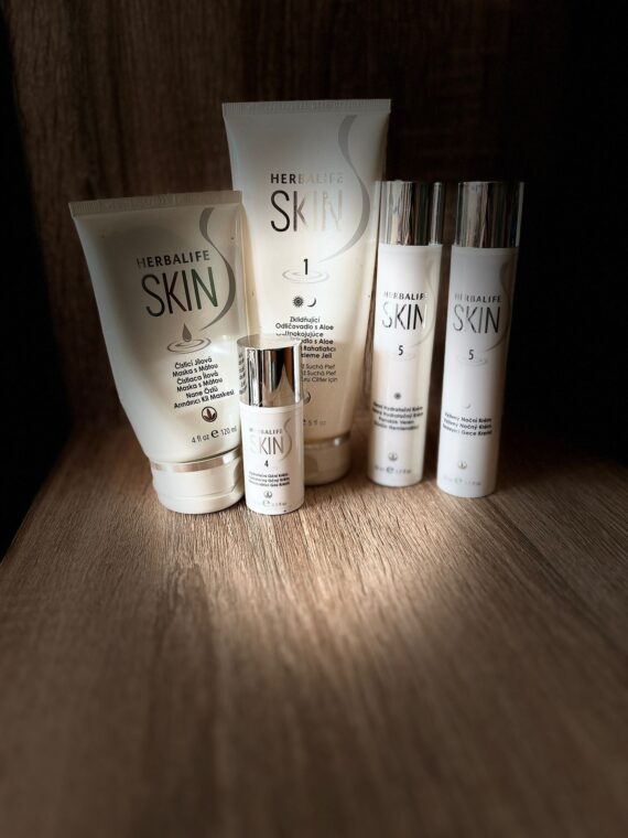Herbalife akciový balíček SKIN ílová maska, odličovadlo, očný krém, alebo gel a krém na tvár denný a nočný